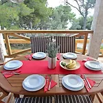 Vegros Mobile Homes Slanica منتزه العطل مورتير