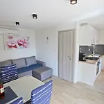 منتزه العطل Vegros Mobile Homes Slanica